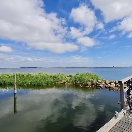 Romantische Segelyacht Auf Hiddensee * Vitte